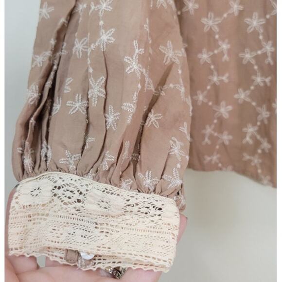 Zara Shirt Womens Medium Long Sleeve Lace Embroidered Flowers Cottagecore Boho - Picture 9 of 9